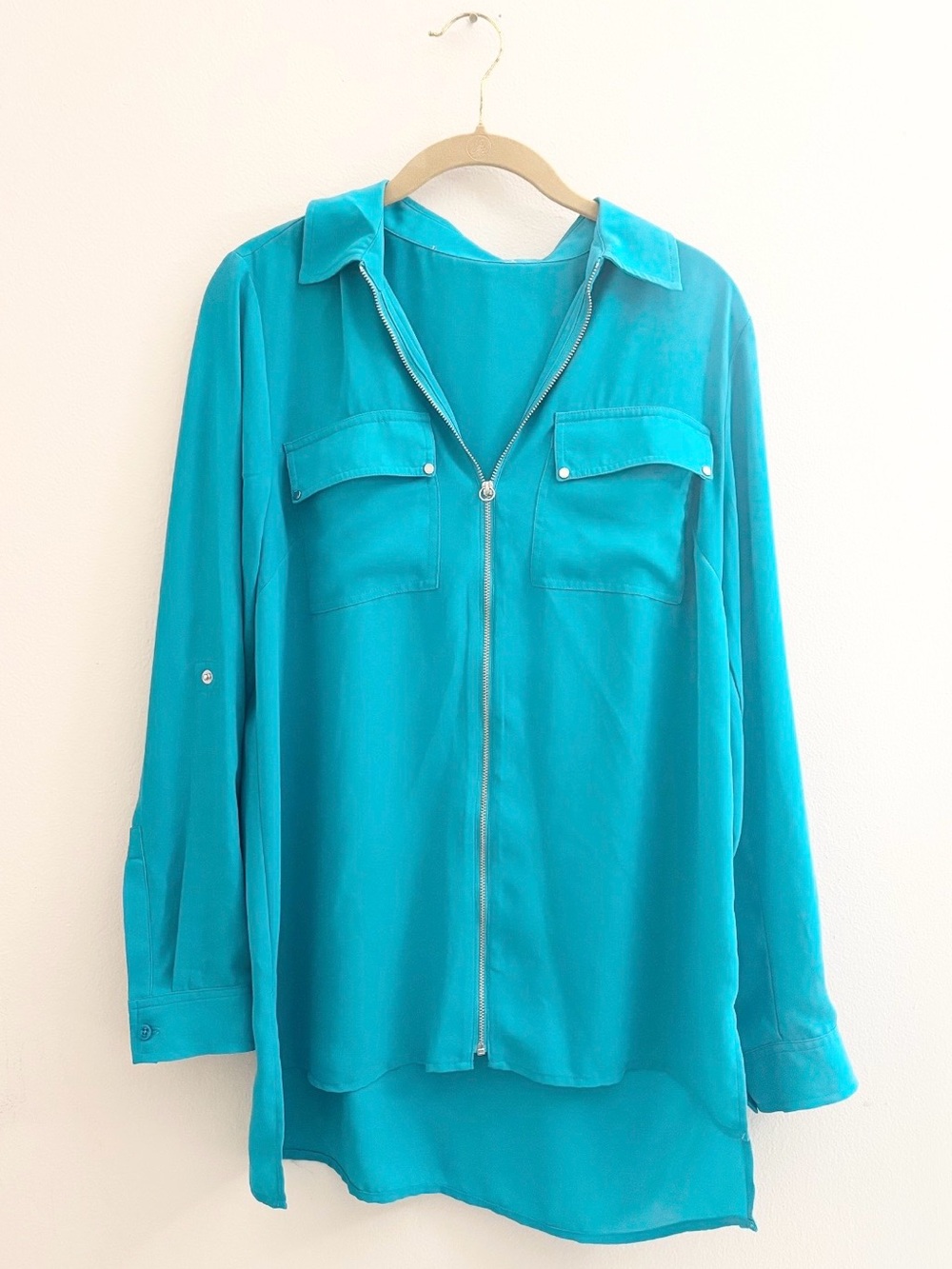 5/$15 🩷 MUST BUNDLE Turquoise Zip-Front Long Sleeve Blouse - Women